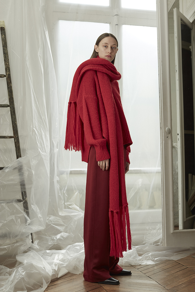SCIARPA - MAGLIONE - PANTALONI - COLLEZIONE ILARIA NISTRI AUTUNNO INVERNO 2018