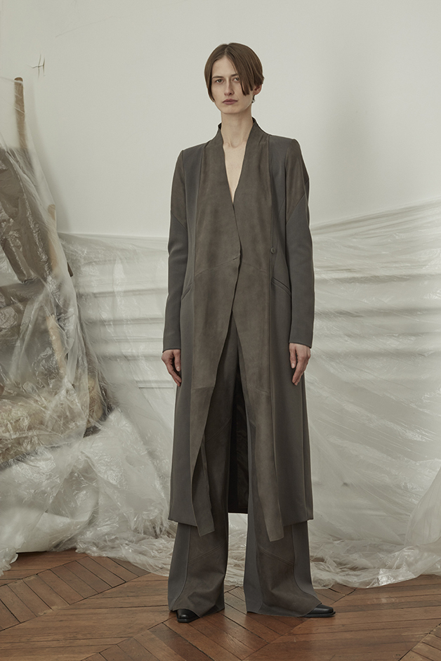 LONG COAT - LEATHER PANTS - ILARIA NISTRI FALL WINTER 2018 COLLECTION