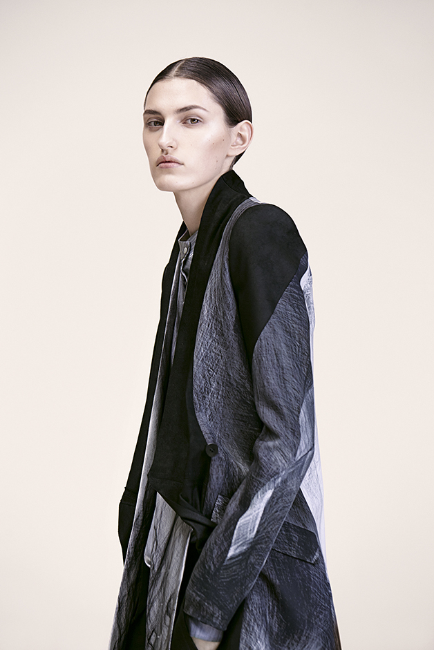 print scarf print blouse leather pants schwarm print andreas nicolas fischer ilaria nistri fall winter 2015 collection