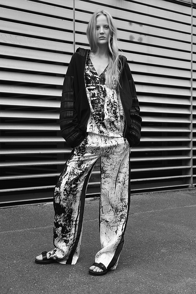 CARDIGAN - ‘MARBLE ECHOES’ TOP STAMPATO - ‘MARBLE  ECHOES’ PANTALONI STAMPATI - COLLEZIONE ILARIA NISTRI PRIMAVERA ESTATE 2017