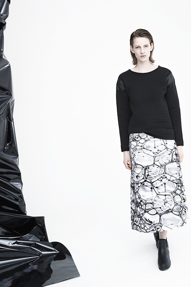 sweater micro bubble print skirt bubble prints sandra kennel roque fall winter 2015 collection
