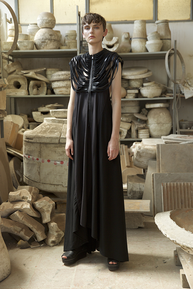 collana - vestito - collezione roque primavera estate 2019