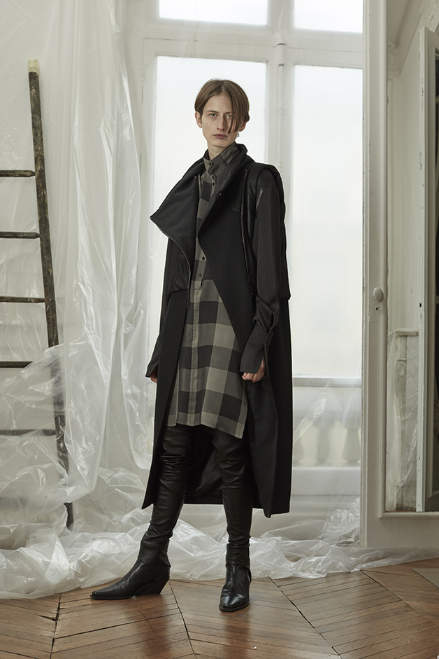 GILET LUNGO IN PELLE - VESTITO - PANTALONI IN PELLE - COLLEZIONE ILARIA NISTRI AUTUNNO INVERNO 2018