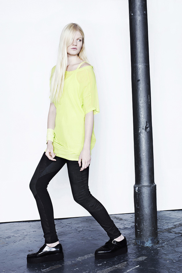 TOP T-SHIRT BRACELET LEGGINGS ROQUE COLLECTION SPRING SUMMER 2014 CONTEMPORARY DAYWEAR LINE 