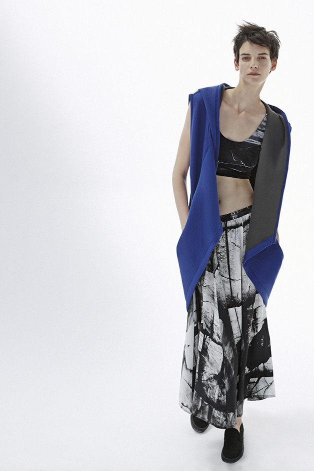 LONG WAISTCOAT MICRO-TOP SKIRT PRINT MARBLE CARRARA PH FEDERICA DI GIOVANNI ARISTIC COLLABORATION COLLECTION ROQUE SPRING SUMMER 2015 SS15 CONTEMPORARY DAYWEAR LINE