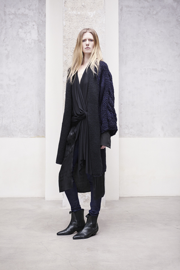 CASACCA INCROCIATO  QUADRO CARDIGAN MAXI MAGLIA MAGLIERIA FATTO A MANO TRECCE LEGGING PELLE CERATA COLLEZIONE ILARIA NISTRI AUTUNNO INVERNO 2013-2014 