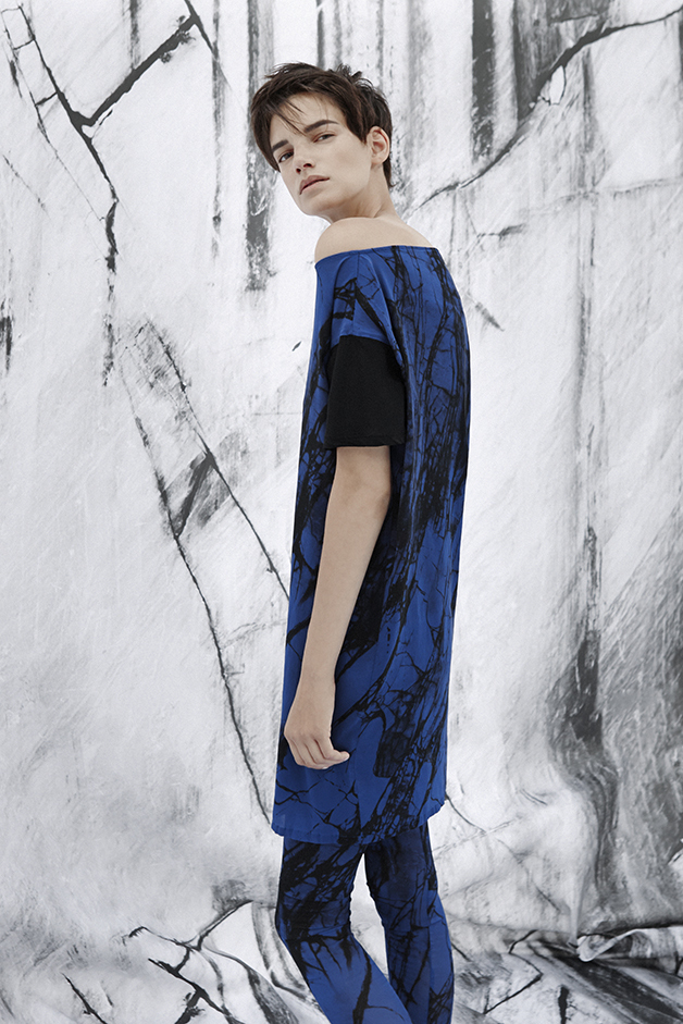 T-SHIRT TOP LEGGINGS PRINT MARBLE CARRARA PH FEDERICA DI GIOVANNI ARISTIC COLLABORATION COLLECTION ROQUE SPRING SUMMER 2015 SS15 CONTEMPORARY DAYWEAR LINE