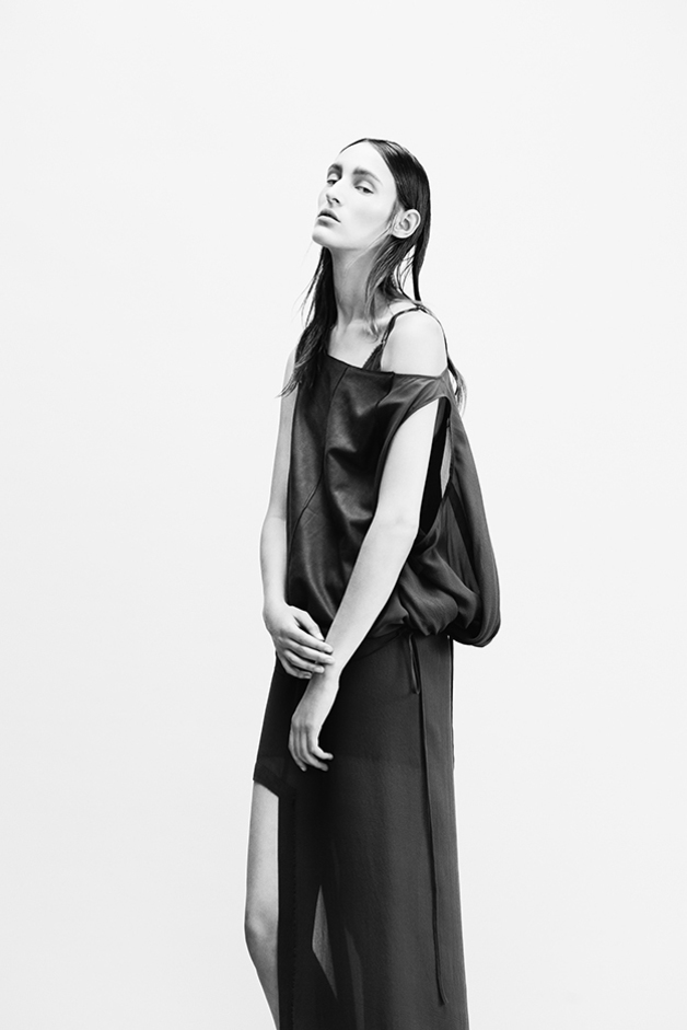 LEATHER TOP DRESS SHORTS COLLECTION ILARIA NISTRI SPRING SUMMER 2014 SS14 MODEL FRANZI MUELLER 