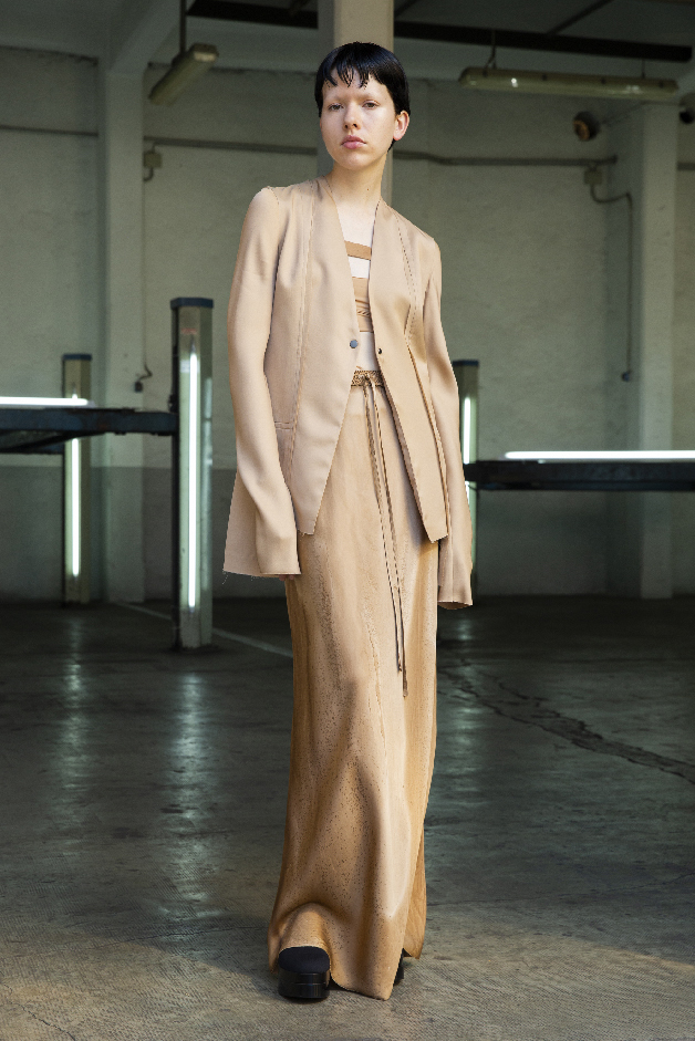 giacca - top - gonna - collezione primavera estate 2019