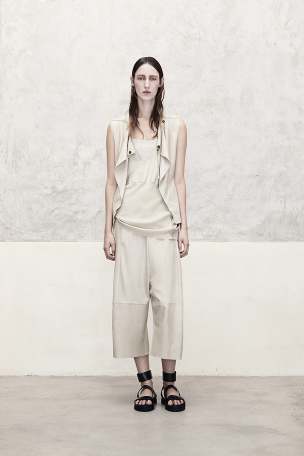 DISMOUNTABLE LEATHER JACKET TOP PANTS COLLECTION ILARIA NISTRI SPRING SUMMER 2014 SS14 MODEL FRANZI MUELLER 