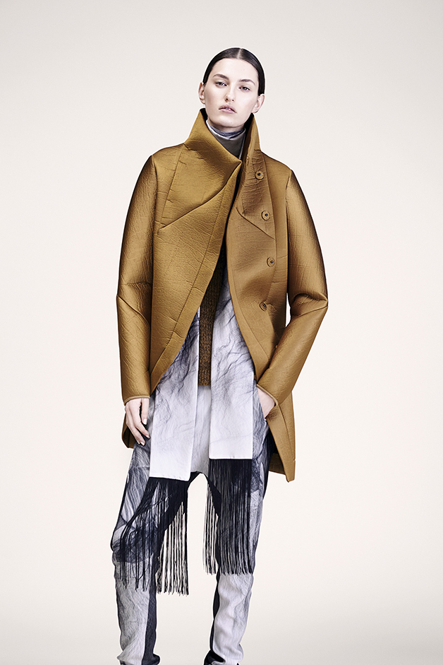 coat sweater scarf pants schwarm print andreas nicolas fischer ilaria nistri fall winter 2015 collection