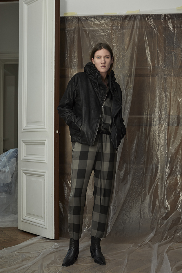 GIACCA BOMBER IN PELLE - CAMICIA - PANTALONI - COLLEZIONE ILARIA NISTRI AUTUNNO INVERNO 2018