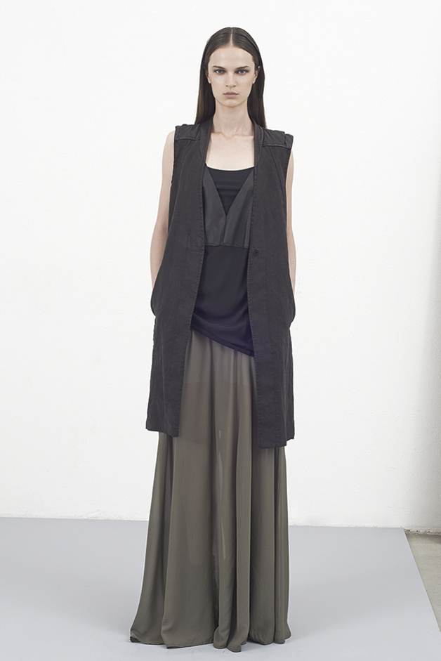 GILET LEATHER TOP SKIRT SHORTS COLLECTION ILARIA NISTRI PRE|VIEW SPRING SUMMER 2014 SS14 